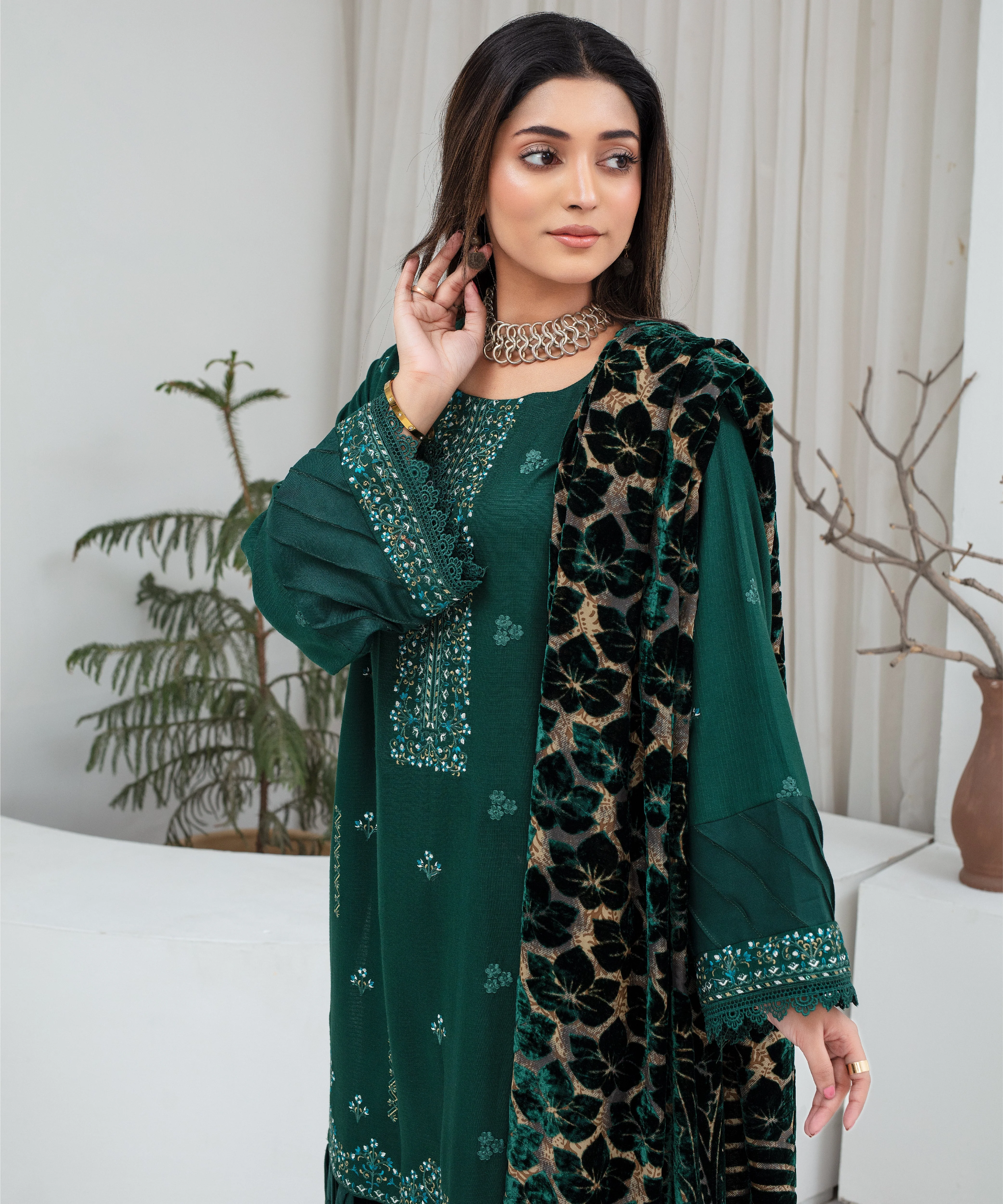 CREATION Dhanak 3PC Chikankari Embroidered Shirt With Velvet Plachi Shawl- 2105 - Image 3